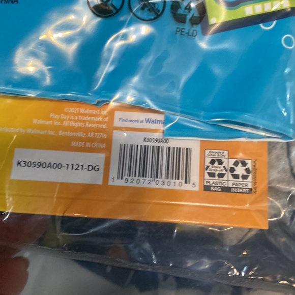 Armbands - Picture 2 of 2